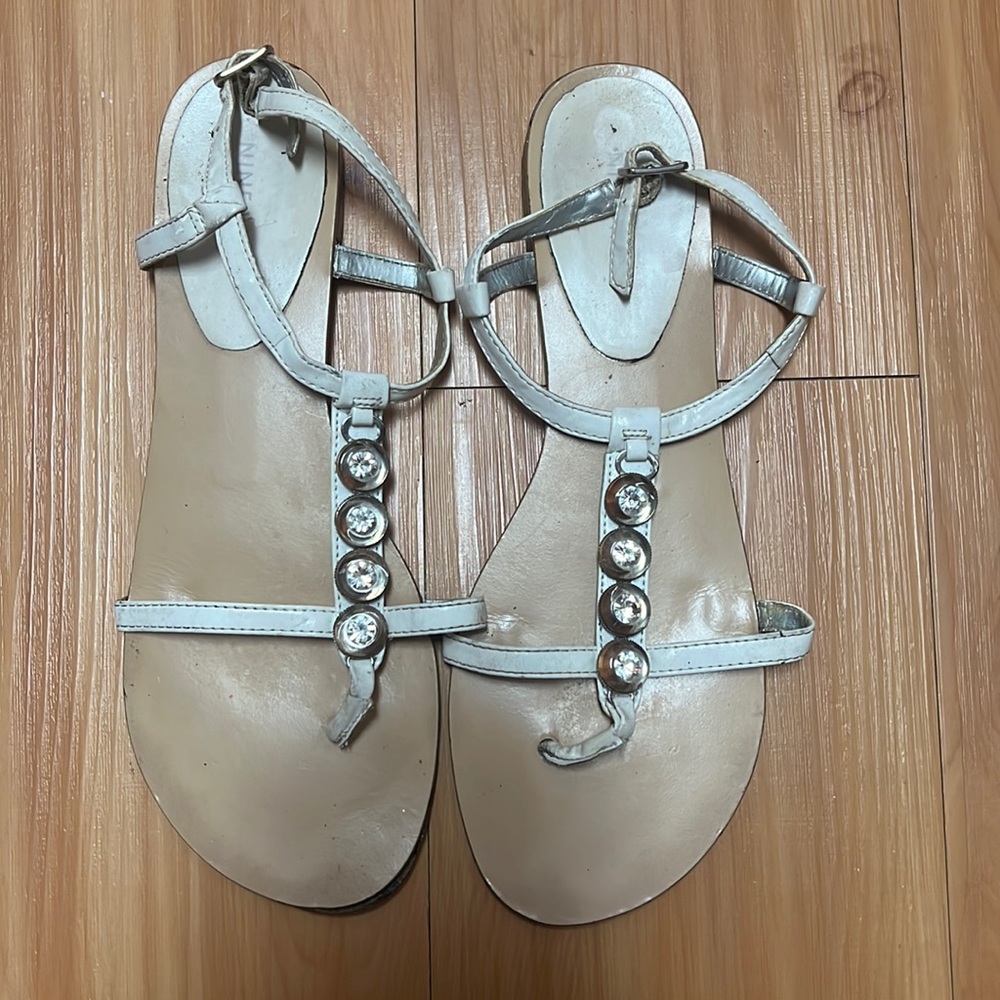 Nine West white and silver sandals size 7.5